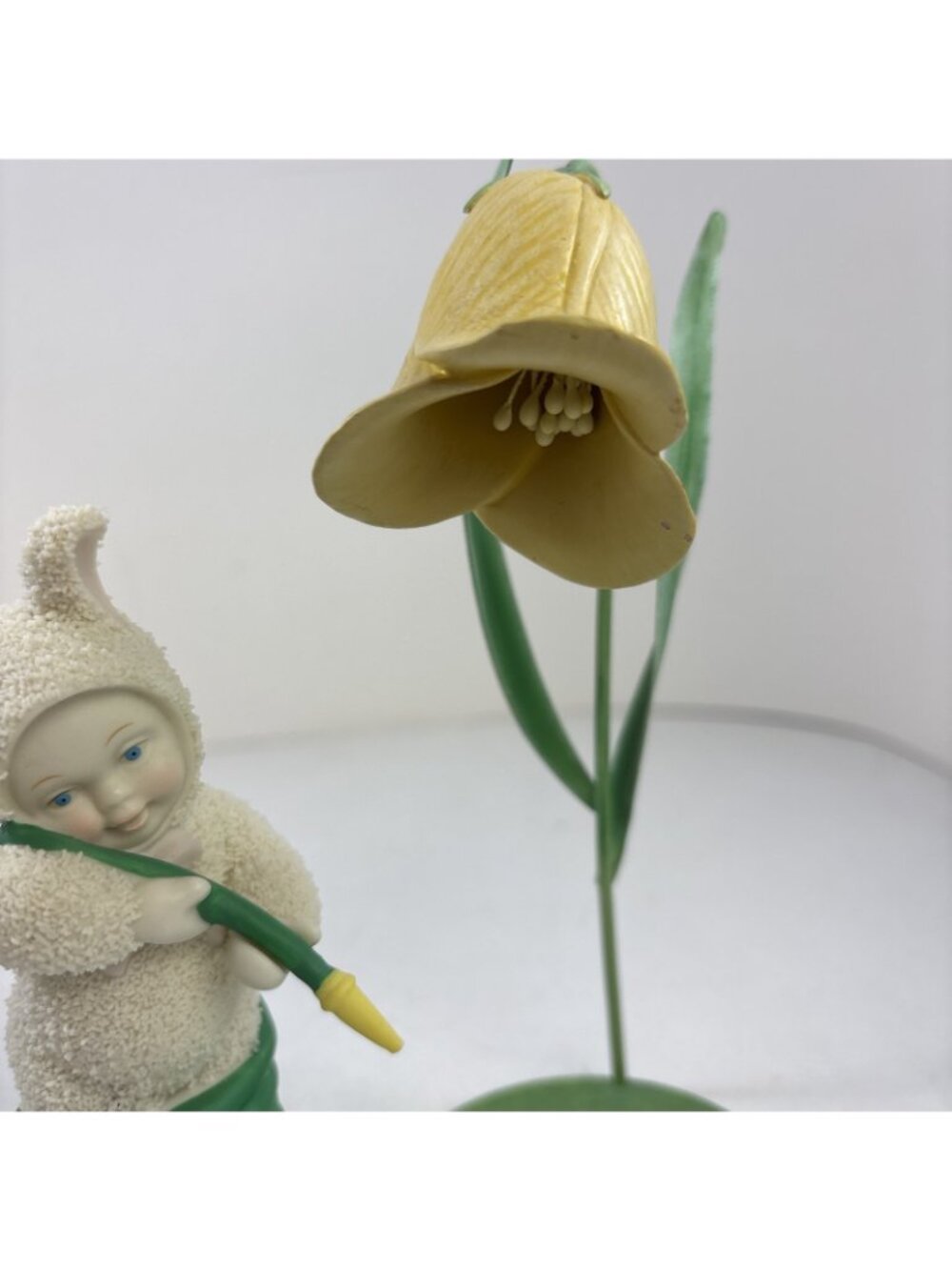 Dept 56  Snowbunnies "Fill It Up" Figurine with Hose & Flower - Picture 3 of 5